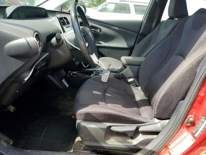 2018 TOYOTA PRIUS THREE 7
