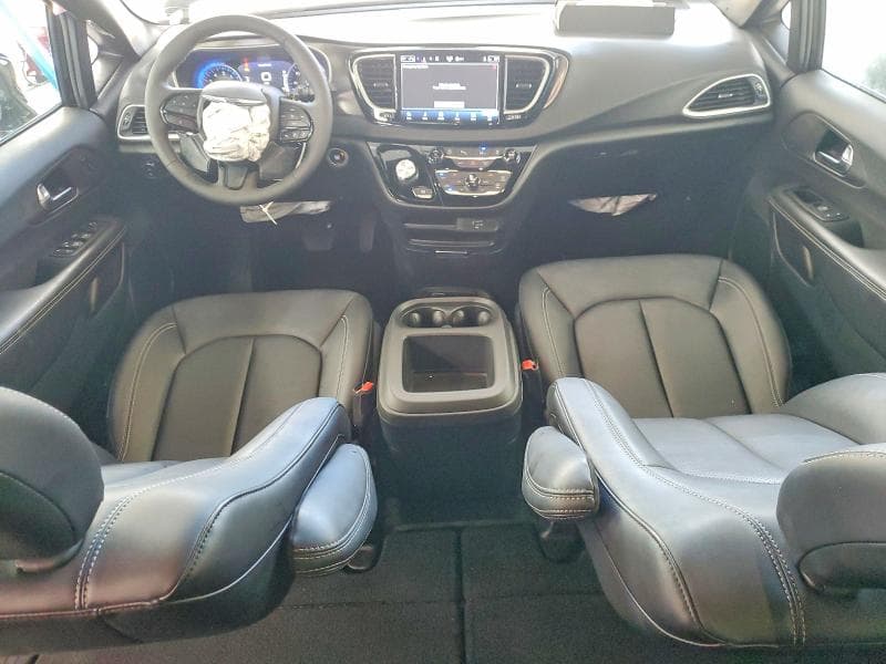 2026 CHRYSLER PACIFICA SELECT 8