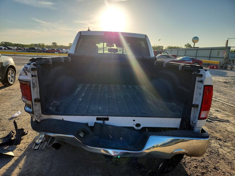 2018 RAM 1500 SLT 6