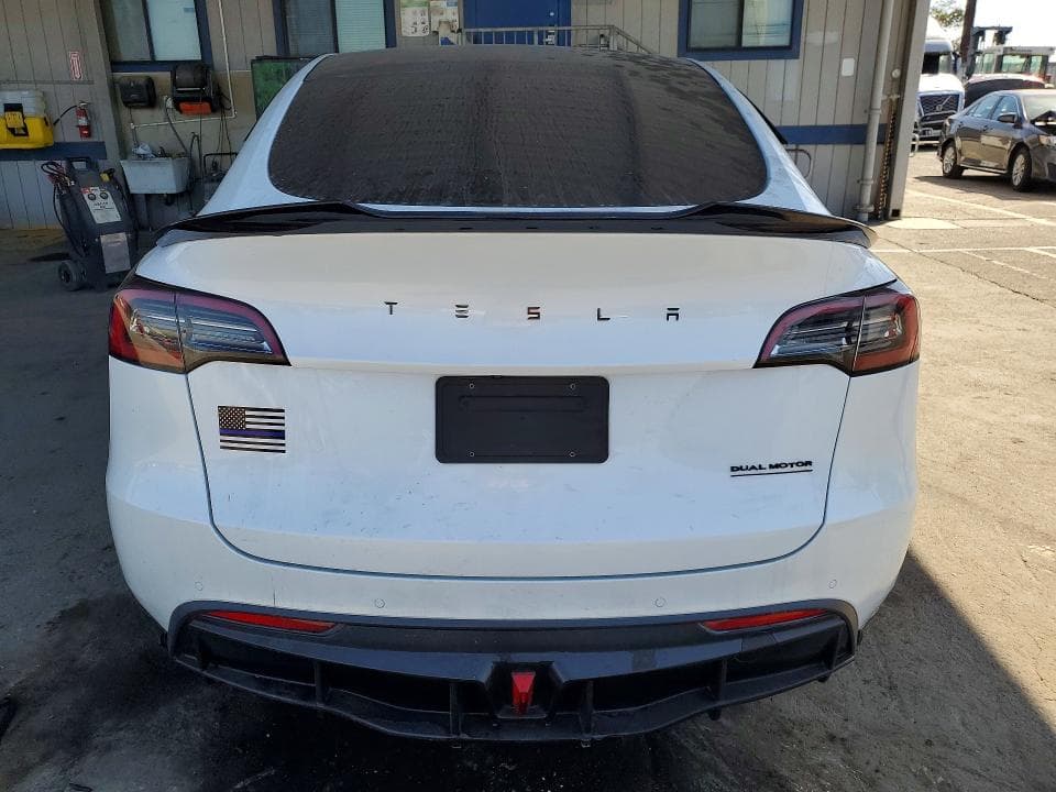2021 TESLA MODEL Y 6