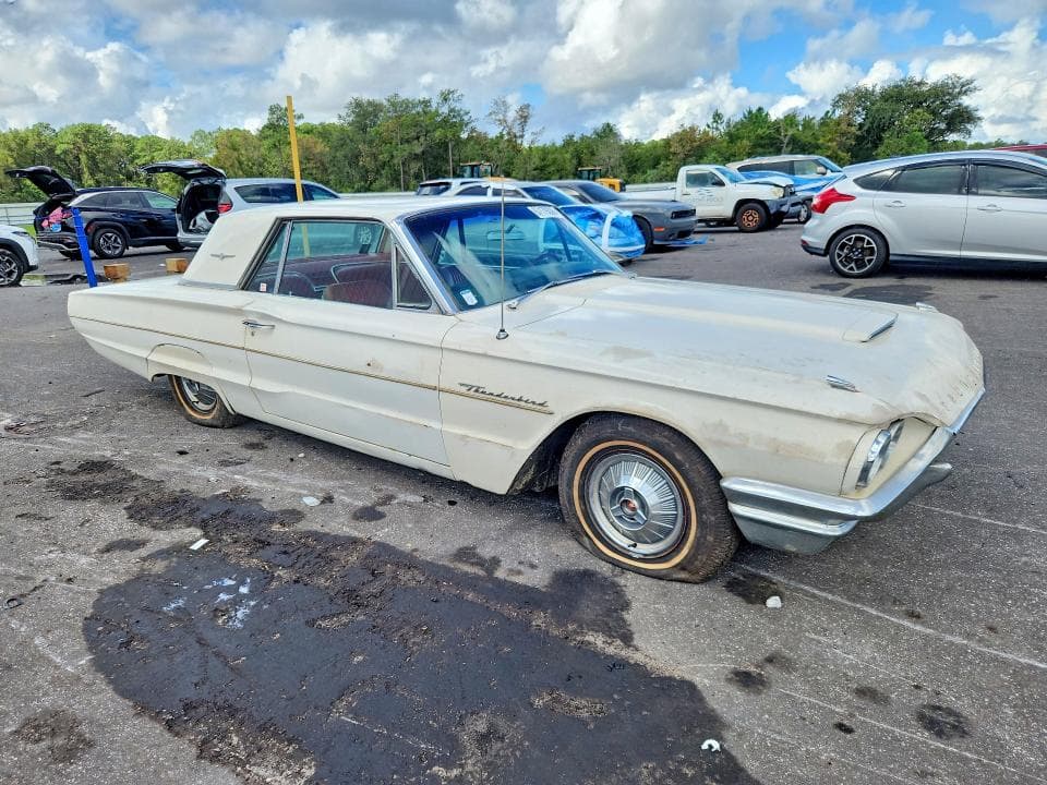 1960 FORD THUNDERBIRD 4