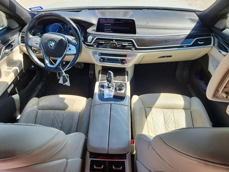 2018 BMW 750 I 8