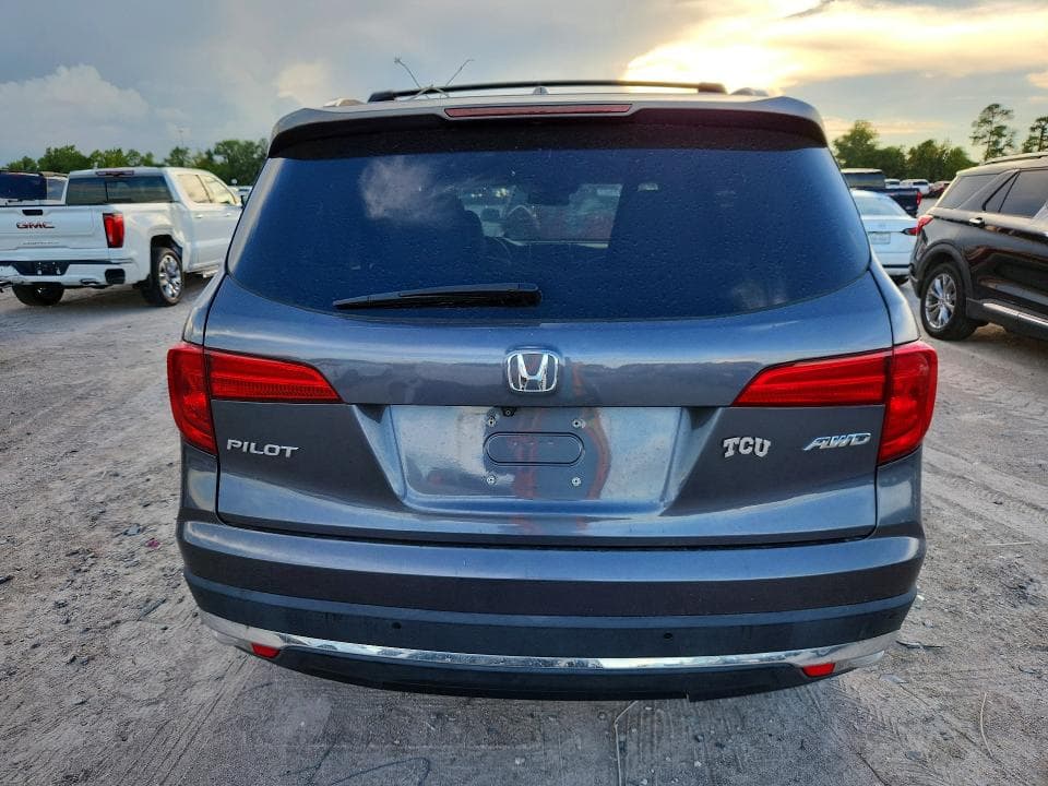 2017 HONDA PILOT ELITE 6