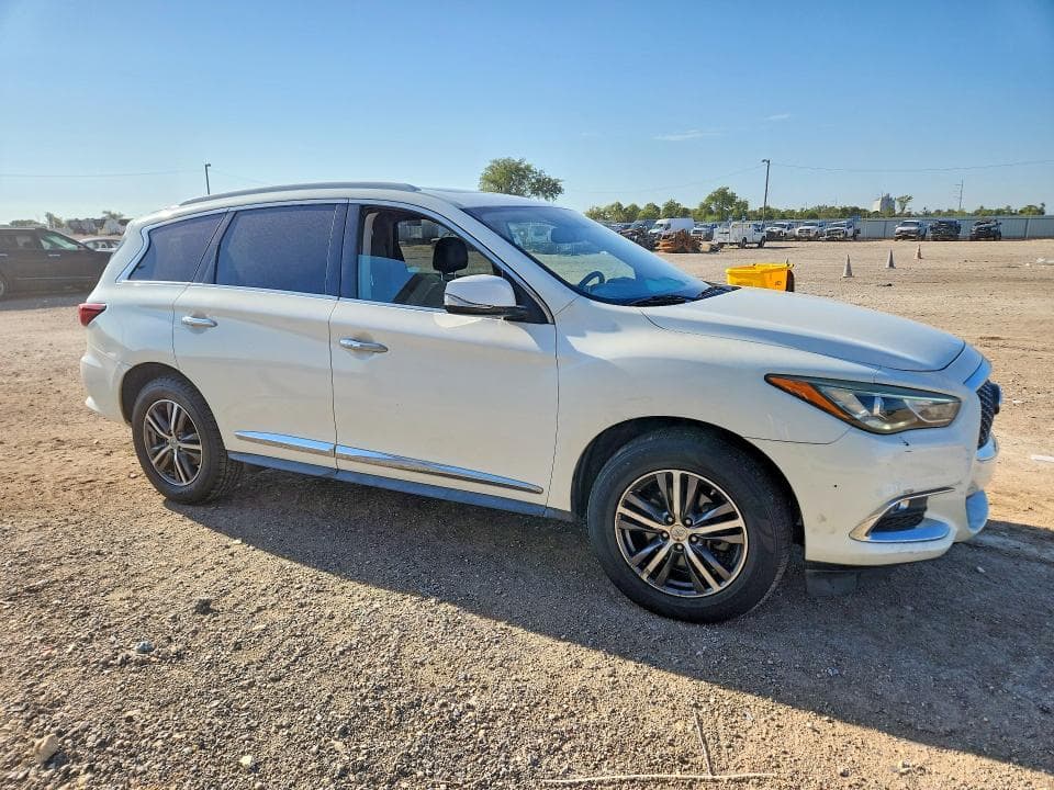 2017 INFINITI QX60 BASE 4