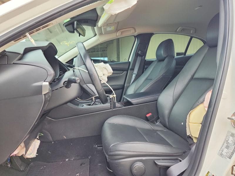 2022 MAZDA 3 SELECT 7