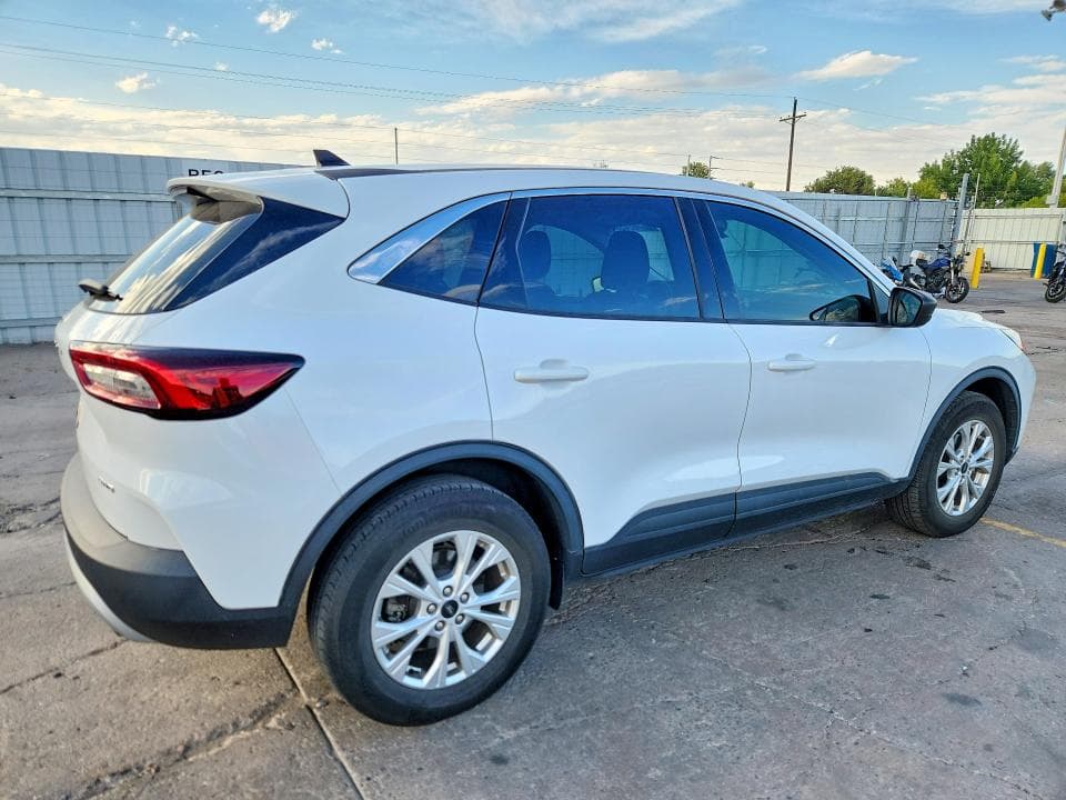 2024 FORD ESCAPE ACTIVE 3