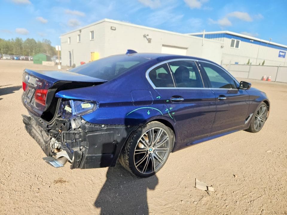 2017 BMW 540 XI 3