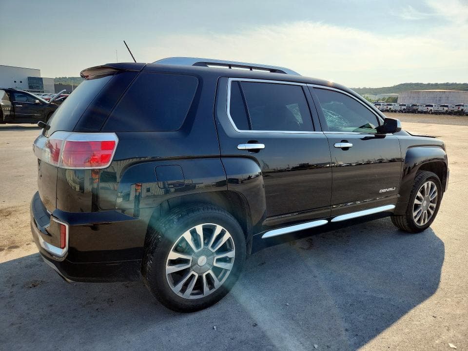 2017 GMC TERRAIN DENALI 3