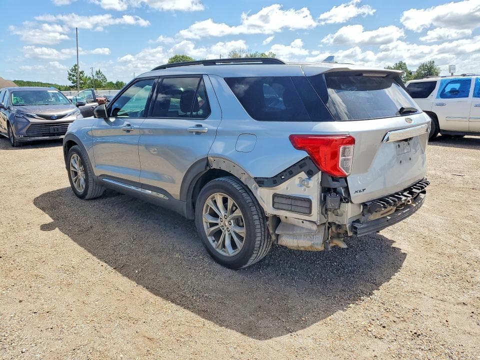 2020 FORD EXPLORER XLT 2