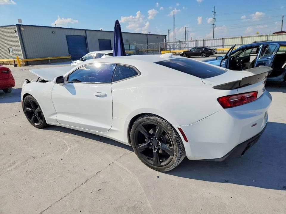 2018 CHEVROLET CAMARO LT 2