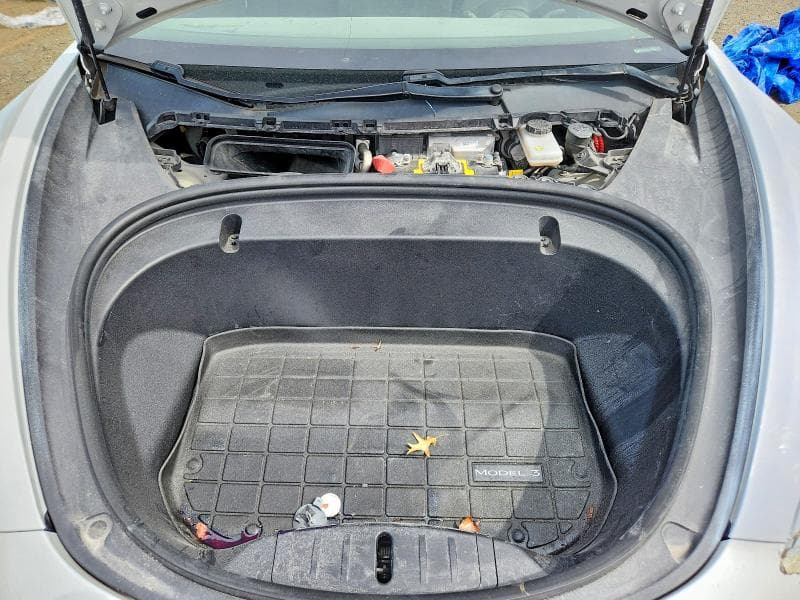 2020 TESLA MODEL 3 11