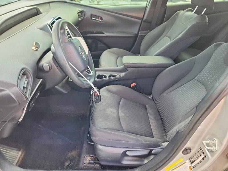 2017 TOYOTA PRIUS TWO 7