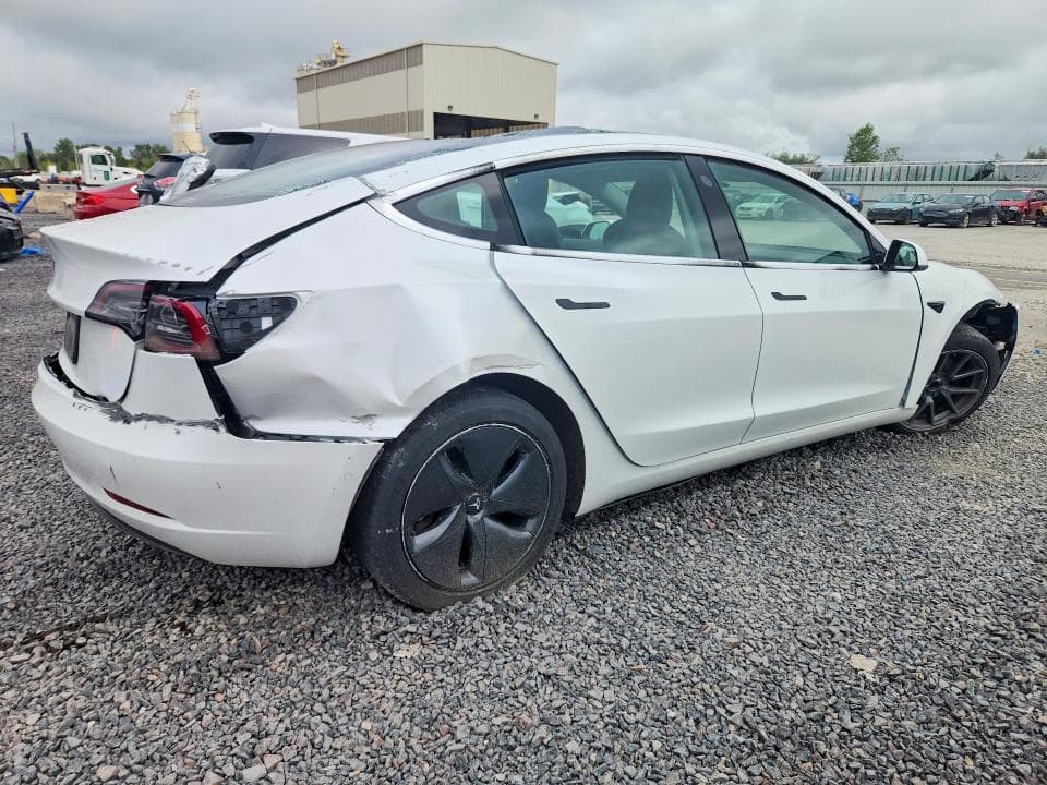 2021 TESLA MODEL 3 3
