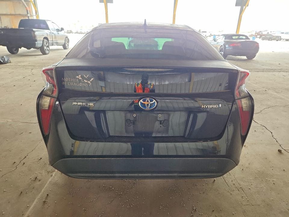 2017 TOYOTA PRIUS TWO 6