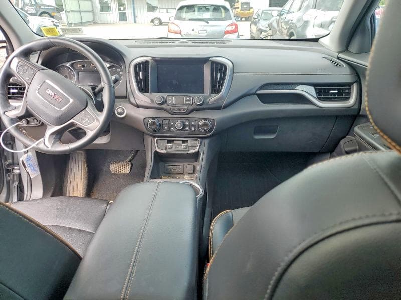 2023 GMC TERRAIN AT4 10