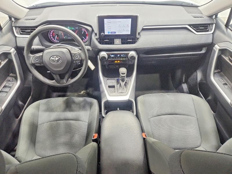 2025 TOYOTA RAV4 LE 8