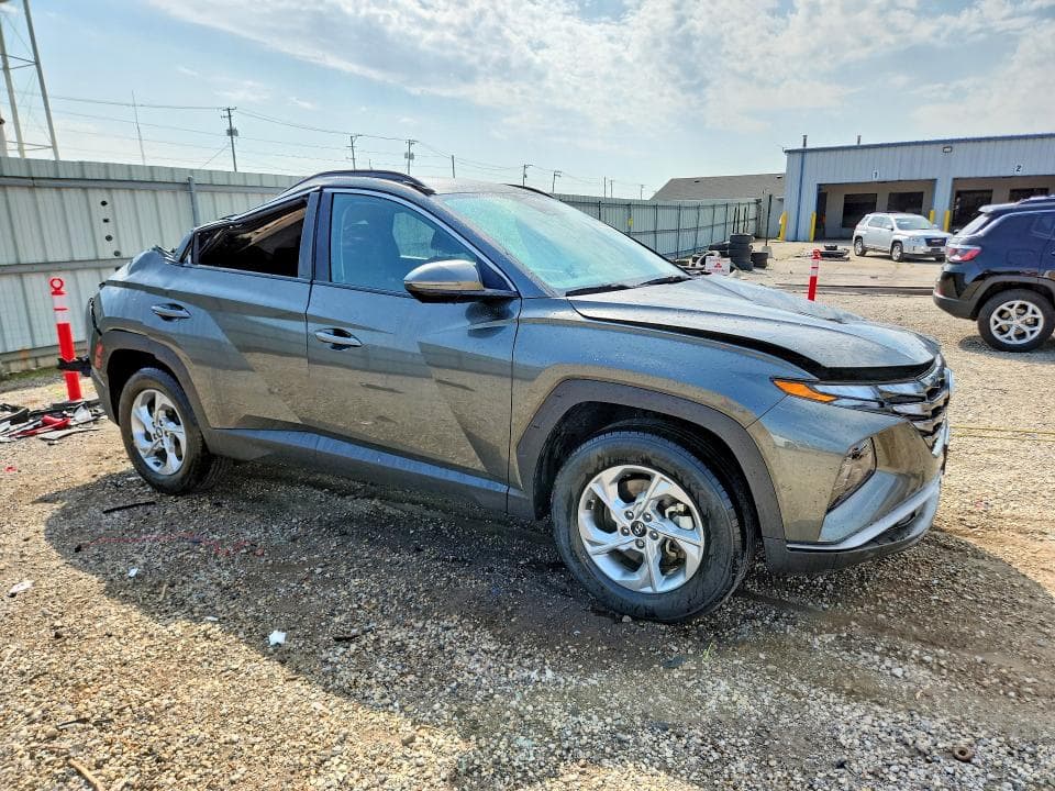2023 HYUNDAI TUCSON SEL 4