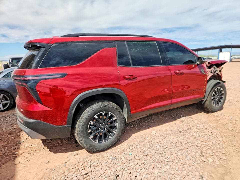 2025 CHEVROLET TRAVERSE Z71 3