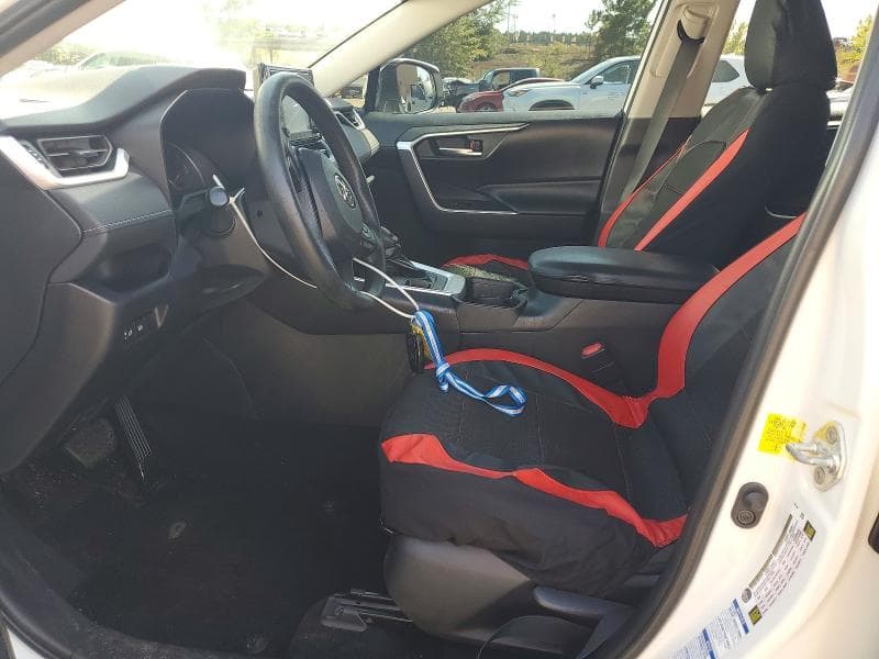 2019 TOYOTA RAV4 XLE 7