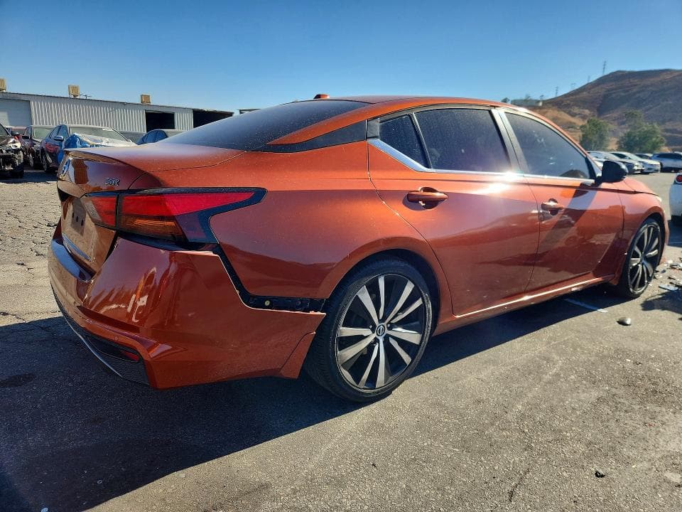 2020 NISSAN ALTIMA SR 3