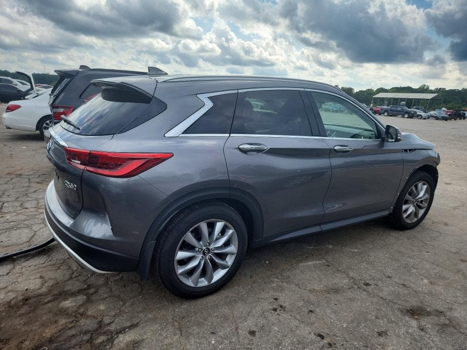 2021 INFINITI QX50 LUXE 3