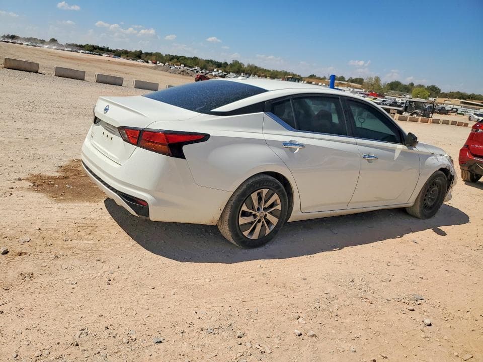 2020 NISSAN ALTIMA S 3
