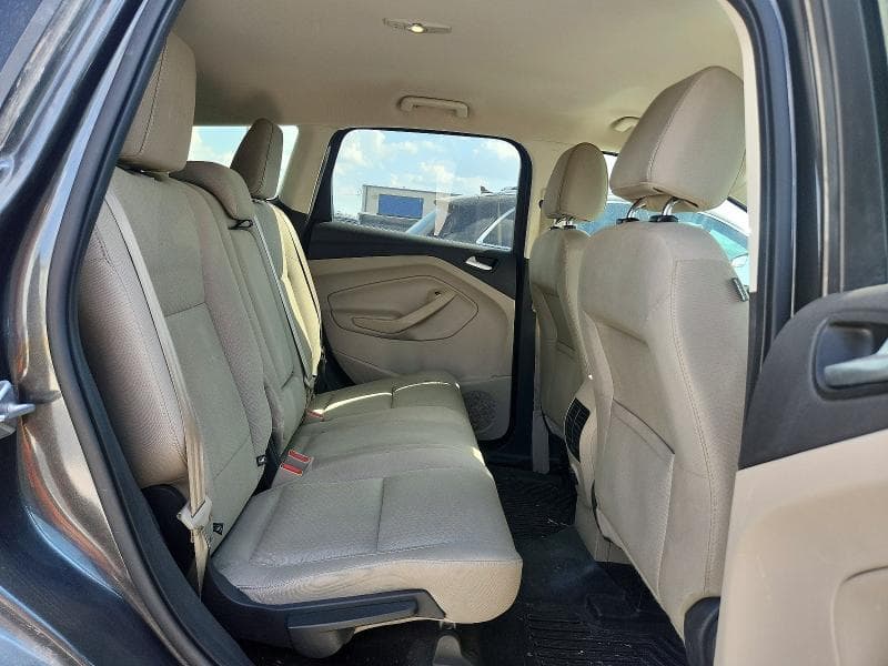 2017 FORD ESCAPE SE 11