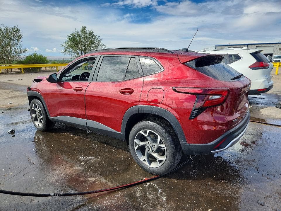 2025 CHEVROLET TRAX 1LT 2