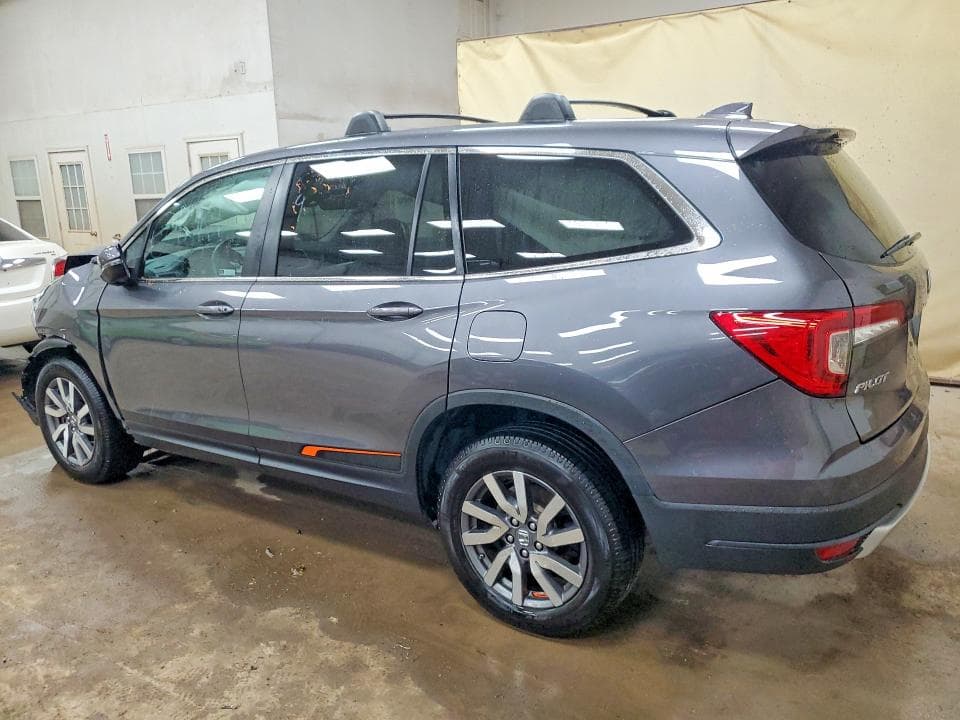2020 HONDA PILOT EX 2