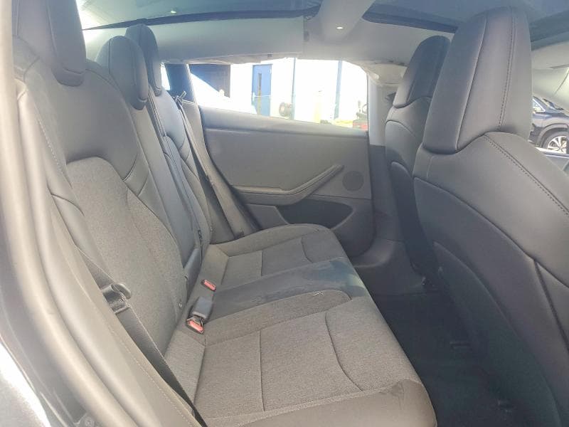 2026 TESLA MODEL 3 10