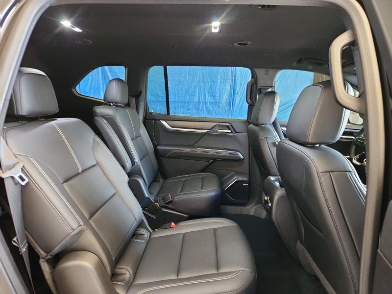 2025 GMC ACADIA ELEVATION 11