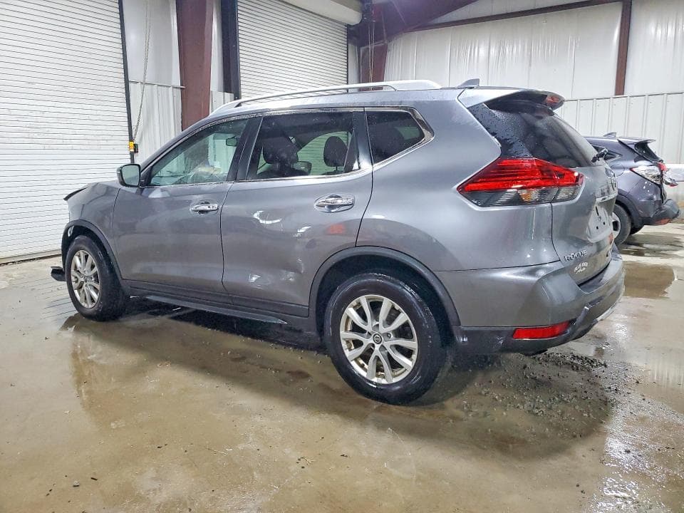 2017 NISSAN ROGUE SV 2