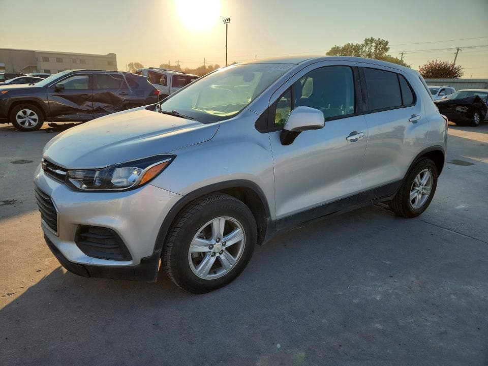 2021 CHEVROLET TRAX LS - 1