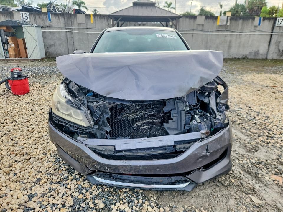 2017 HONDA ACCORD LX 5