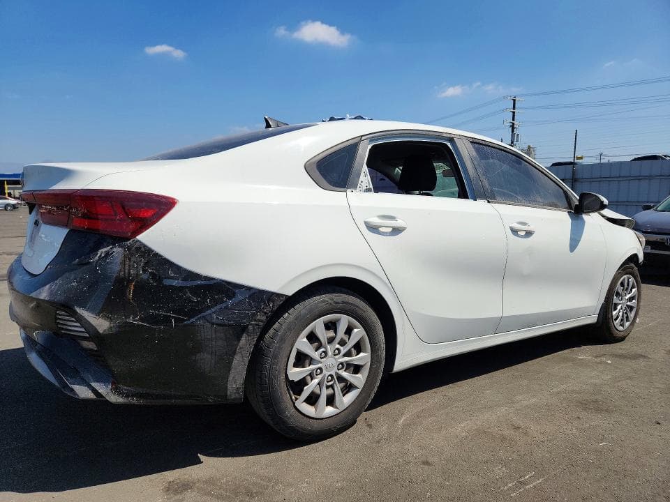 2021 KIA FORTE FE 3