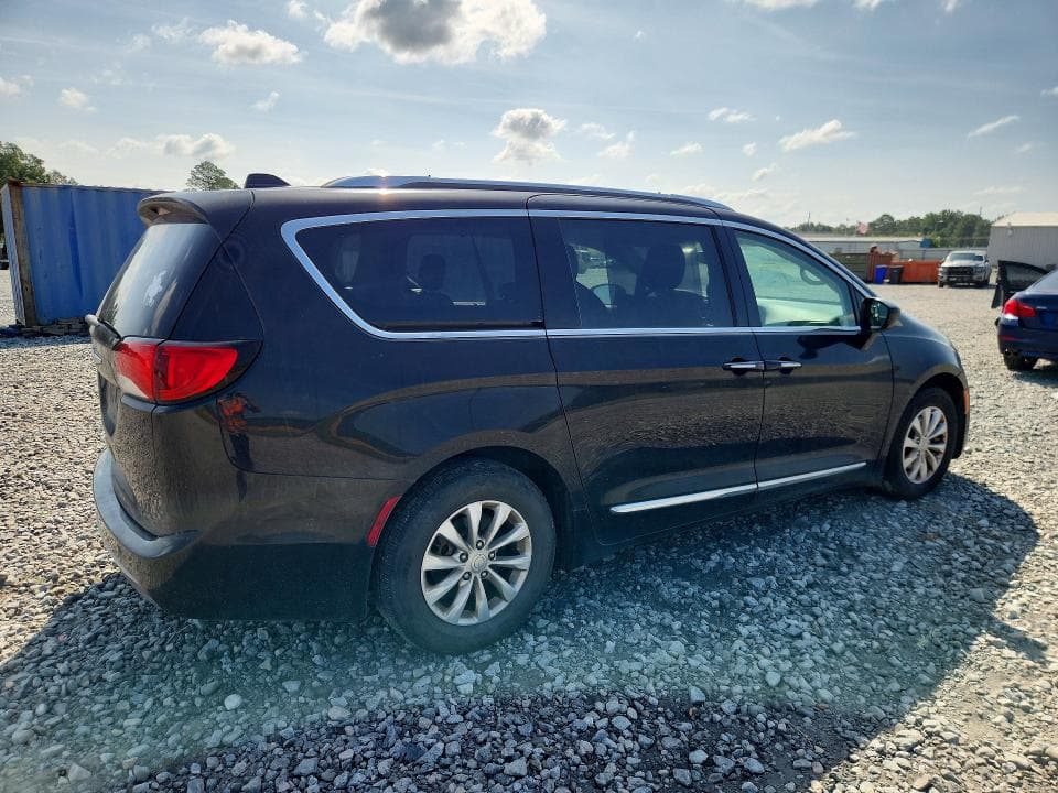 2018 CHRYSLER PACIFICA TOURING L 3