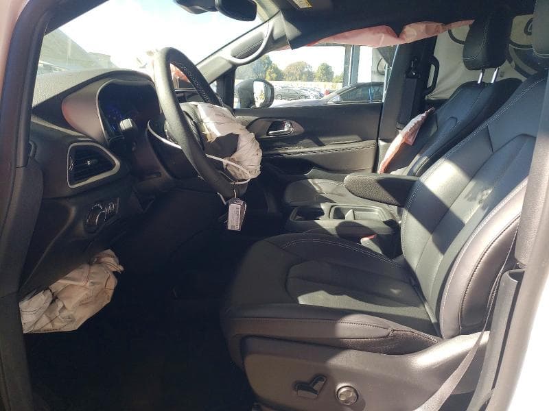 2027 CHRYSLER PACIFICA SELECT 7