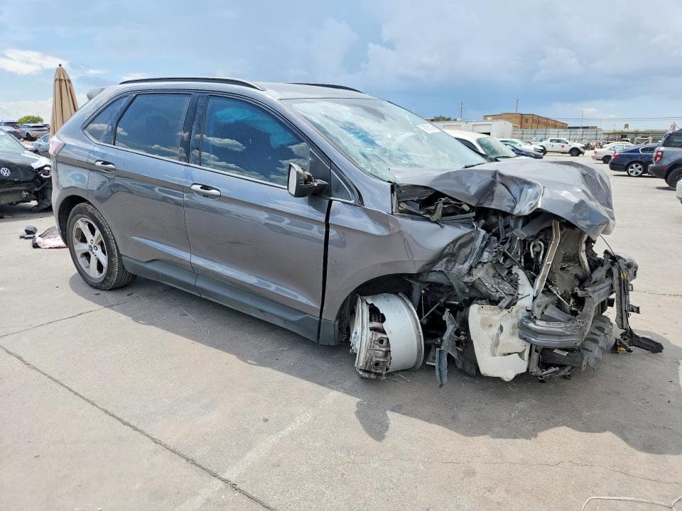2021 FORD EDGE SE 4