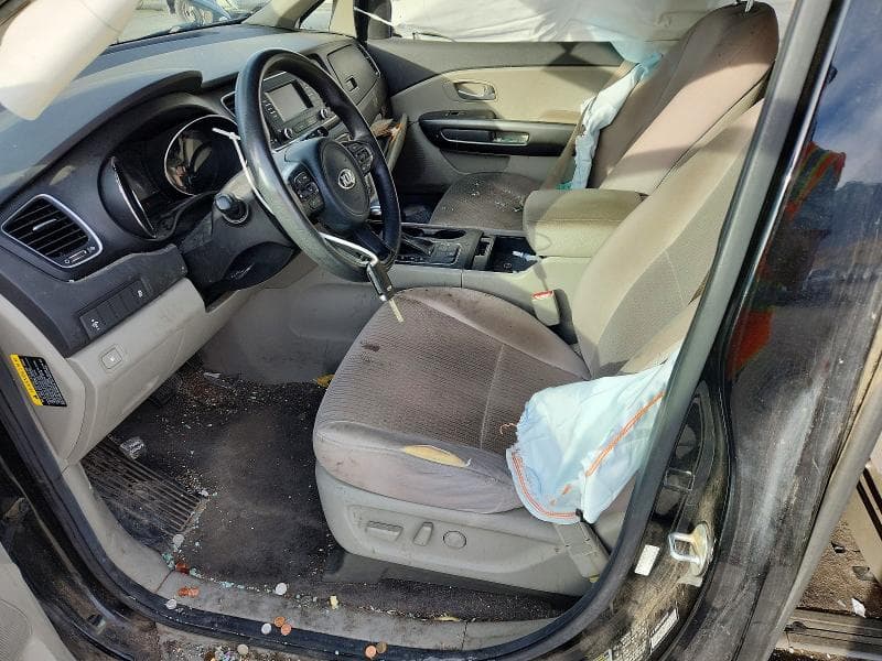 2017 KIA SEDONA LX 7