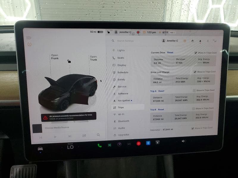 2023 TESLA MODEL Y 9