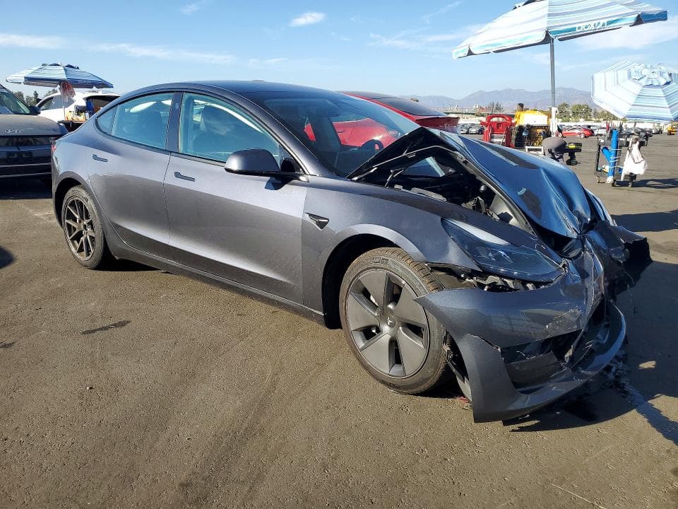 2023 TESLA MODEL 3 4
