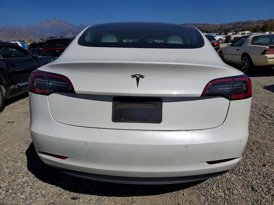 2022 TESLA MODEL 3 6
