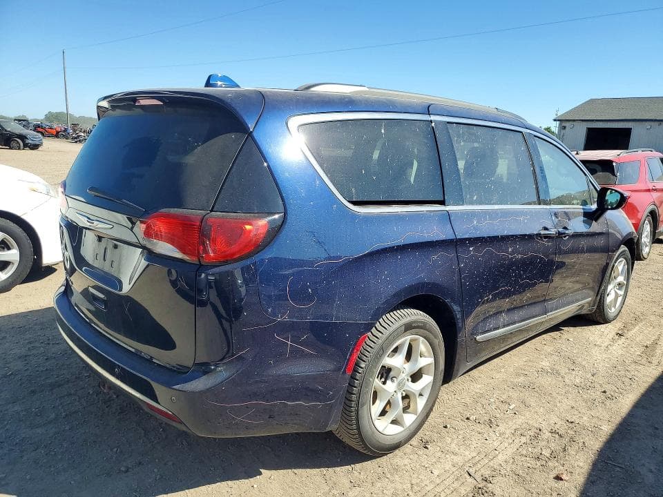 2017 CHRYSLER PACIFICA TOURING L 3