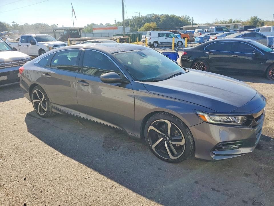 2018 HONDA ACCORD SPORT 4