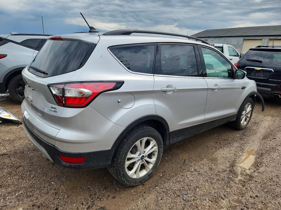 2018 FORD ESCAPE SEL 3