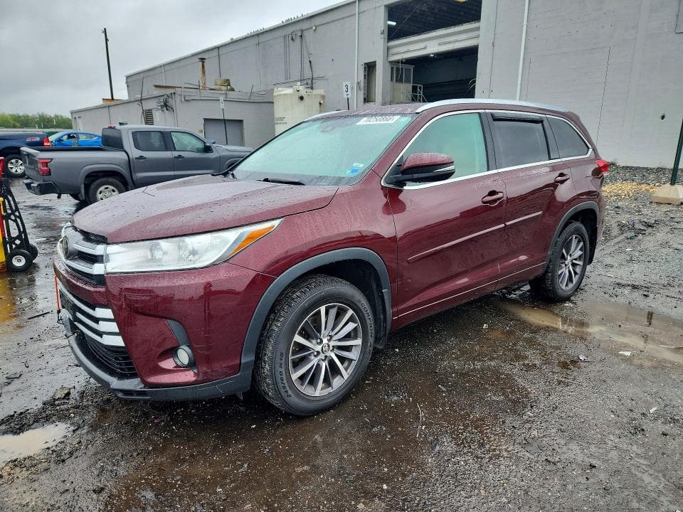 2017 TOYOTA HIGHLANDER XLE - 1