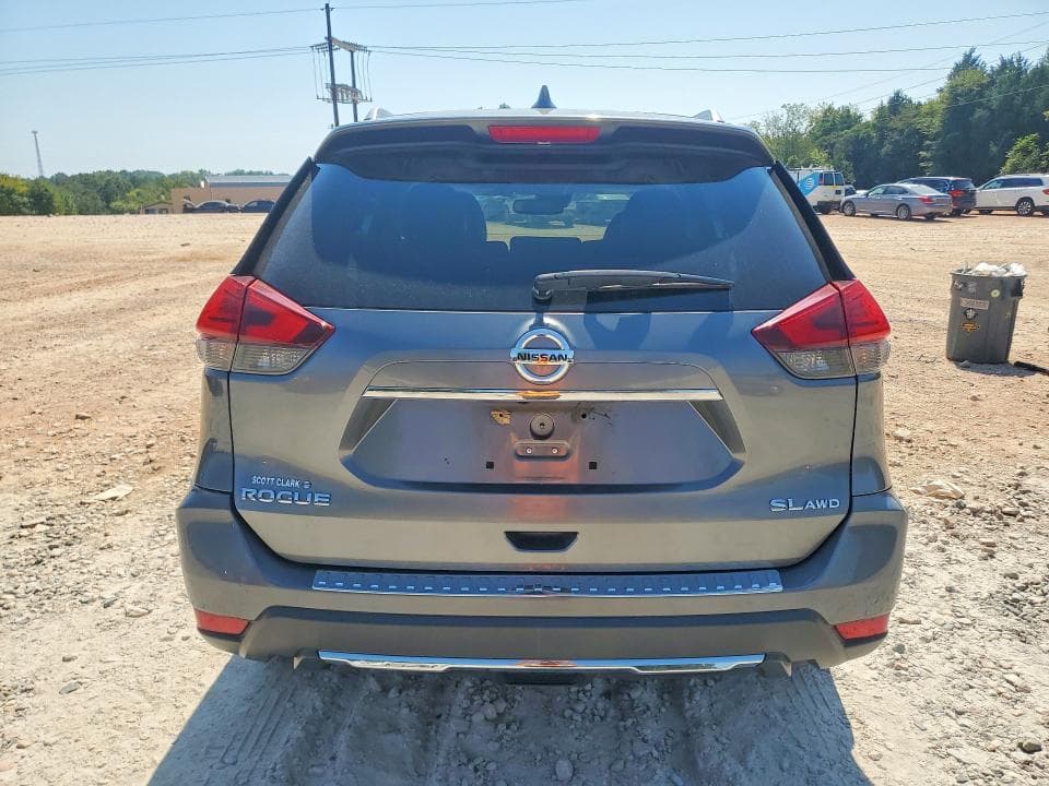 2017 NISSAN ROGUE SL 6