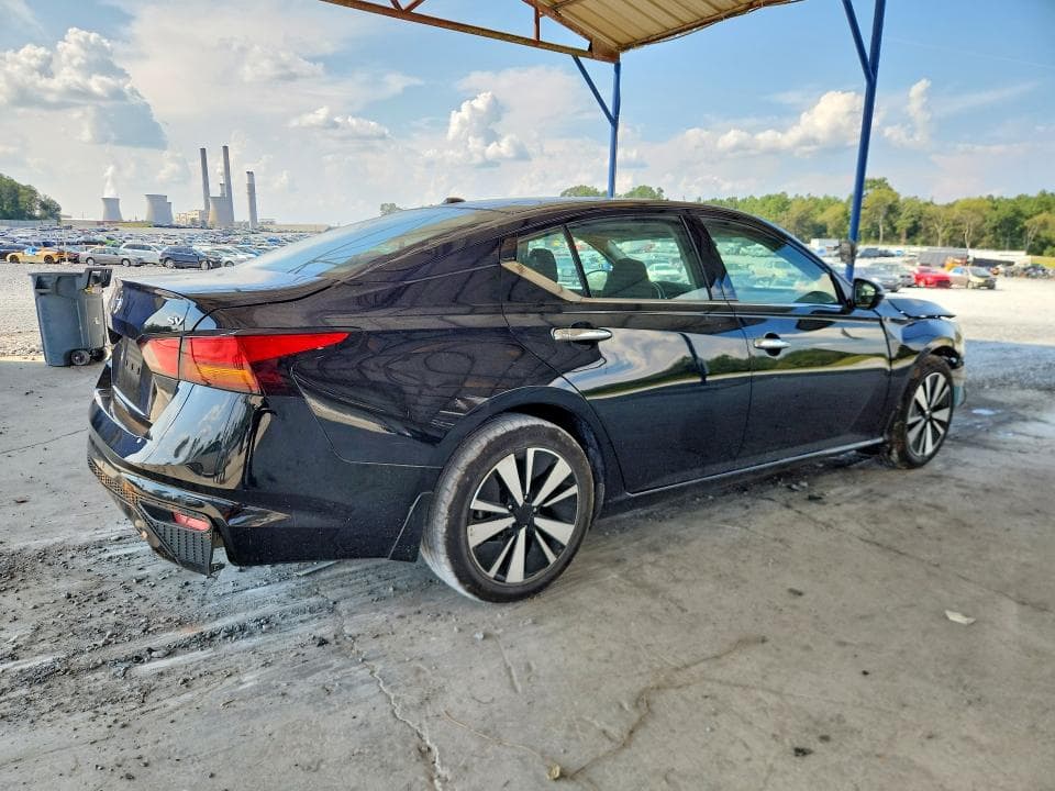 2019 NISSAN ALTIMA SV 3