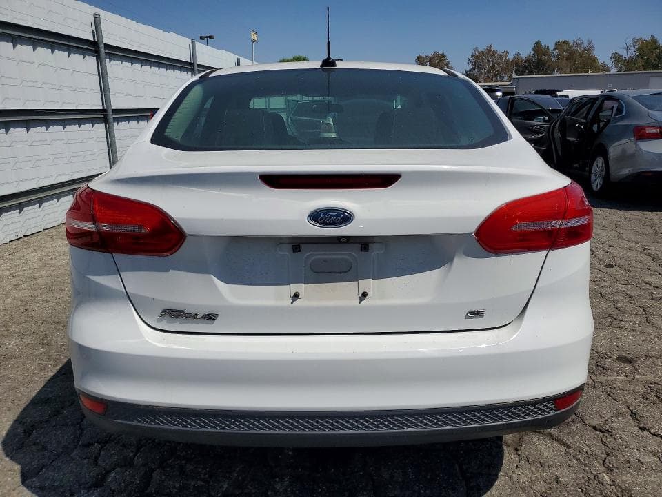 2018 FORD FOCUS SE 6