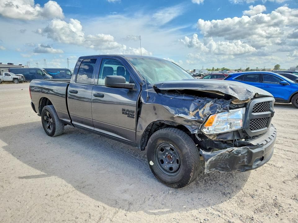 2022 RAM 1500 CLASSIC TRADESMAN 4